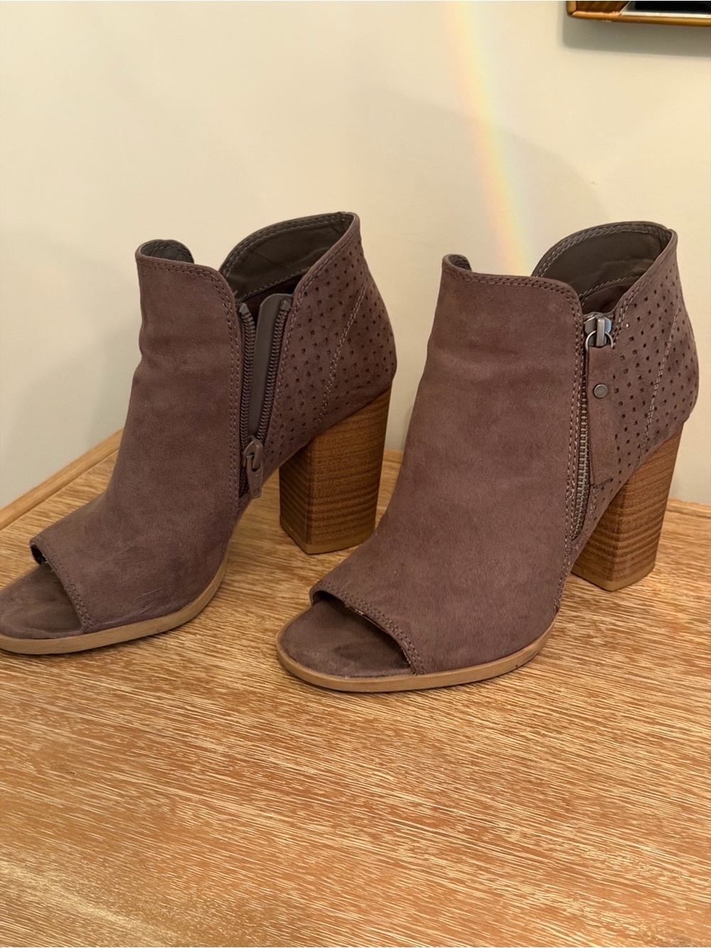 Women’s Open-Toe Suede Block Heel Booties - Taupe